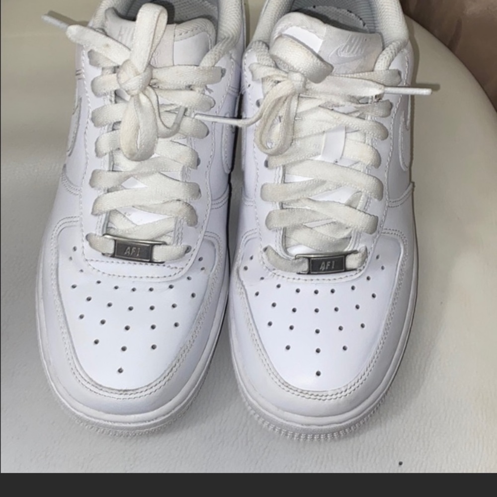 WHITE AIR FORCE ONES